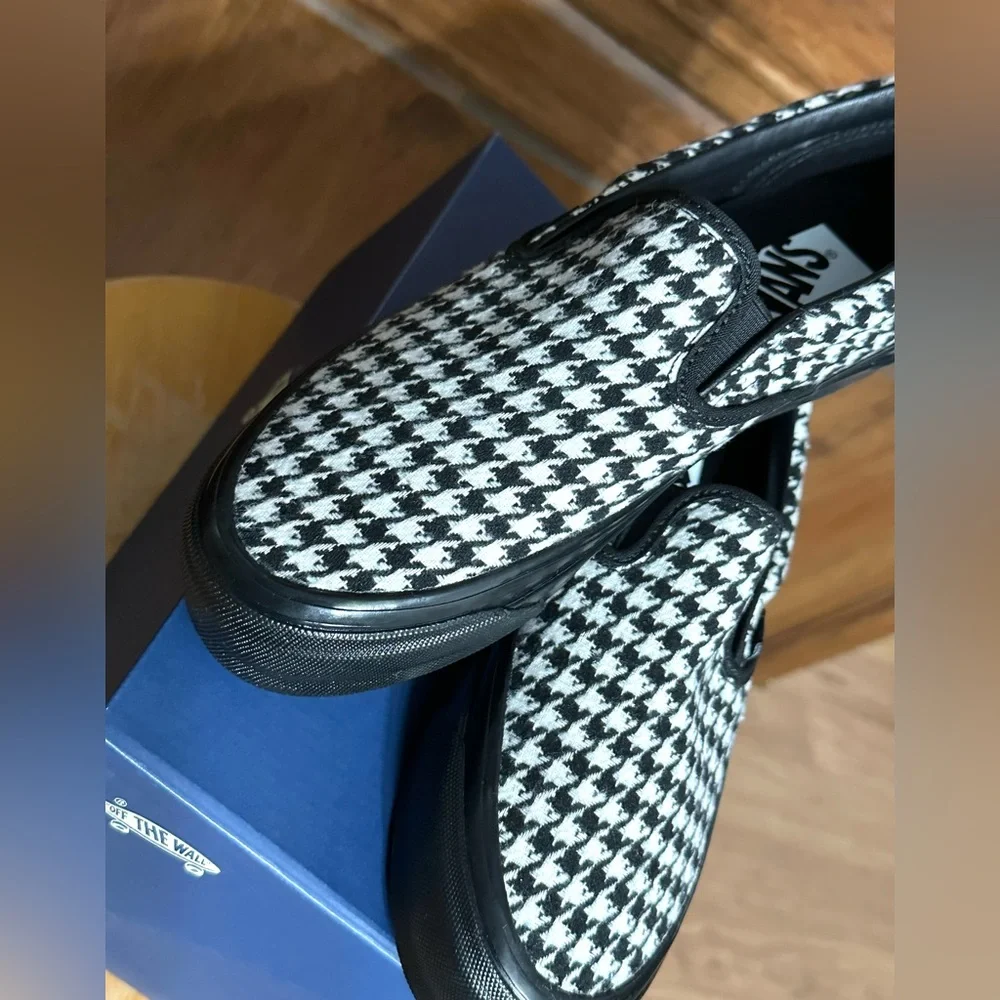 Vans Houndstooth Black and White Slip-On Shoes US W8, US M6.5 - Picture 2 of 6